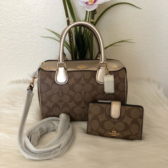Coach Handbags - 🔥SALE🔥COACH Mini Bennett & Medium Wallet Set